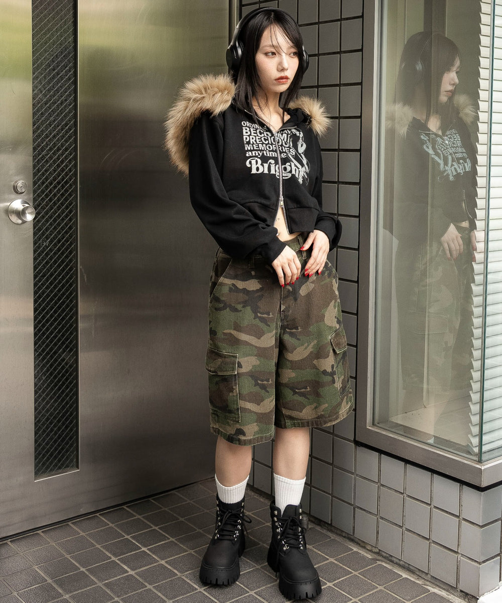 ブラック　モデル：159cm F着用