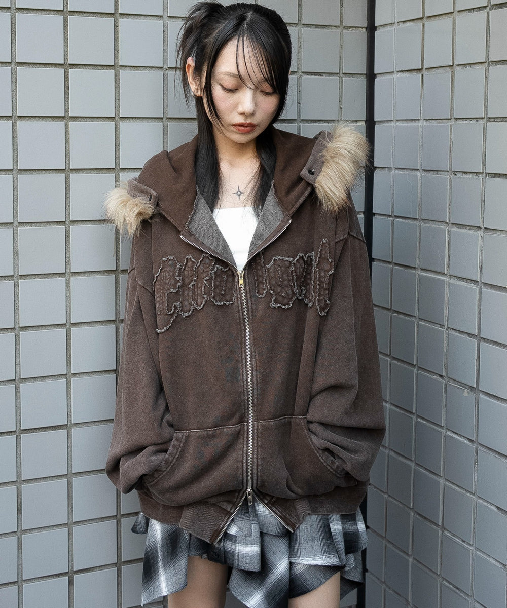 ブラウン　モデル：159cm F着用