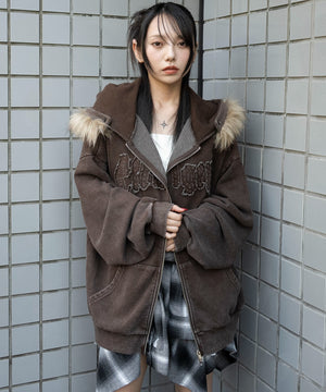 ブラウン　モデル：159cm F着用