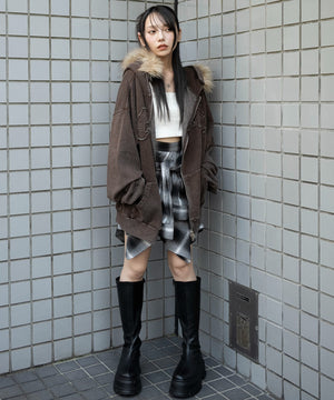 ブラウン　モデル：159cm F着用