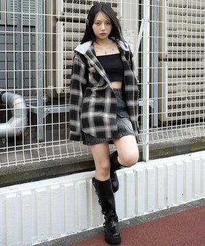 ブラウンチェック１　モデル：159cm F着用