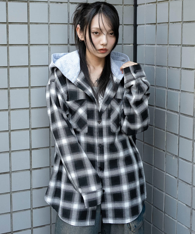 ブラックチェック１　モデル：159cm F着用