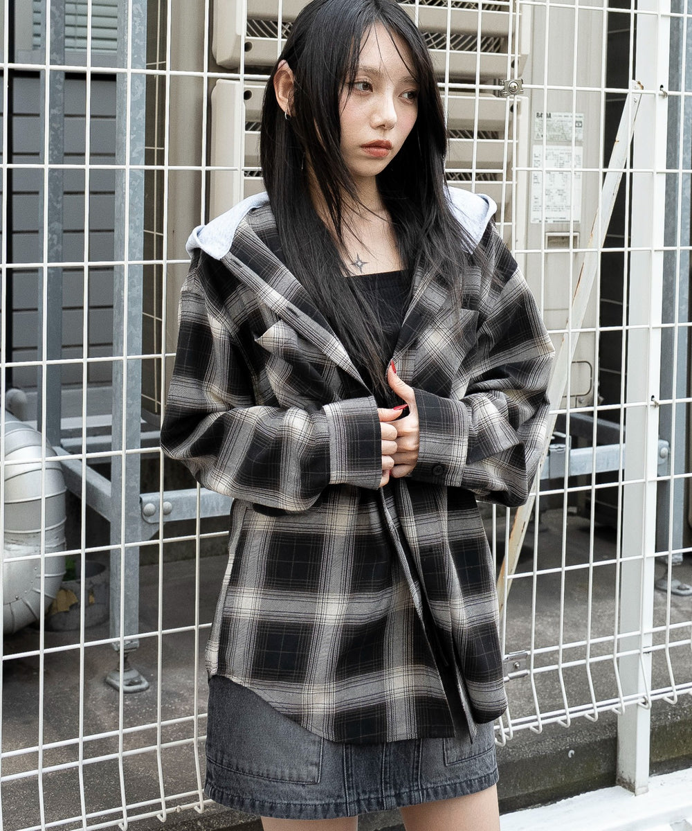 ブラウンチェック１　モデル：159cm F着用