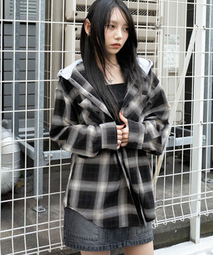 ブラウンチェック１　モデル：159cm F着用