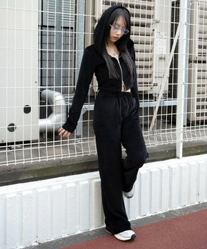 ブラック　モデル：159cm F着用