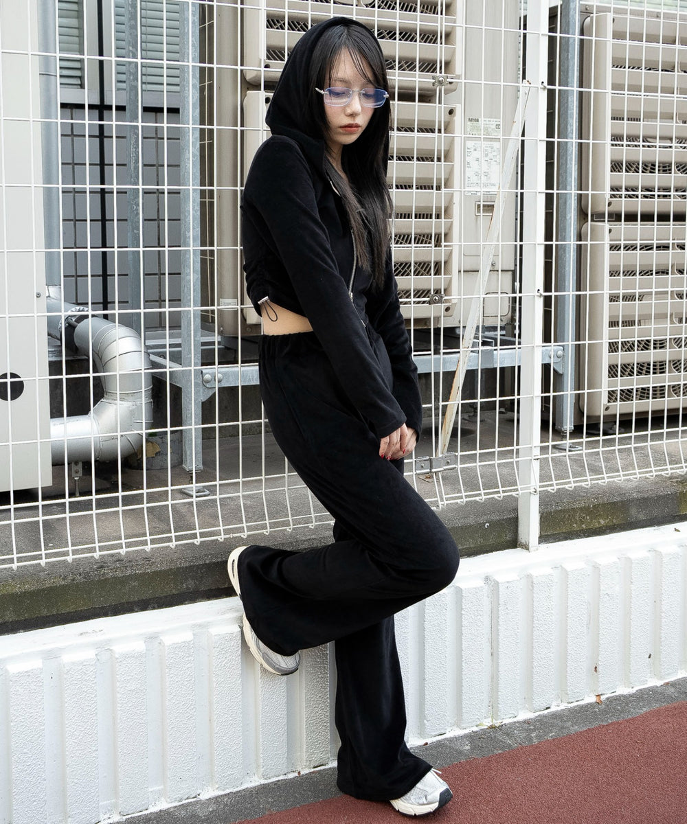 ブラック　モデル：159cm F着用