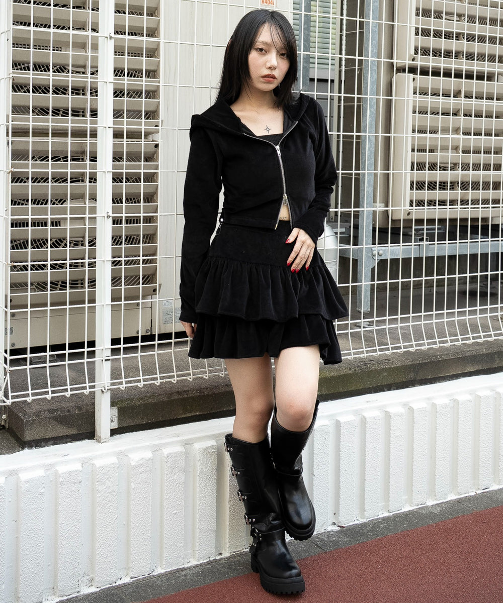 ブラック　モデル：159cm F着用