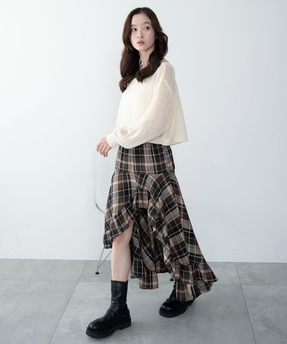 ブラウンチェック１　163cm F着用