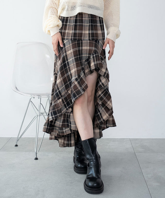 ブラウンチェック１　163cm F着用