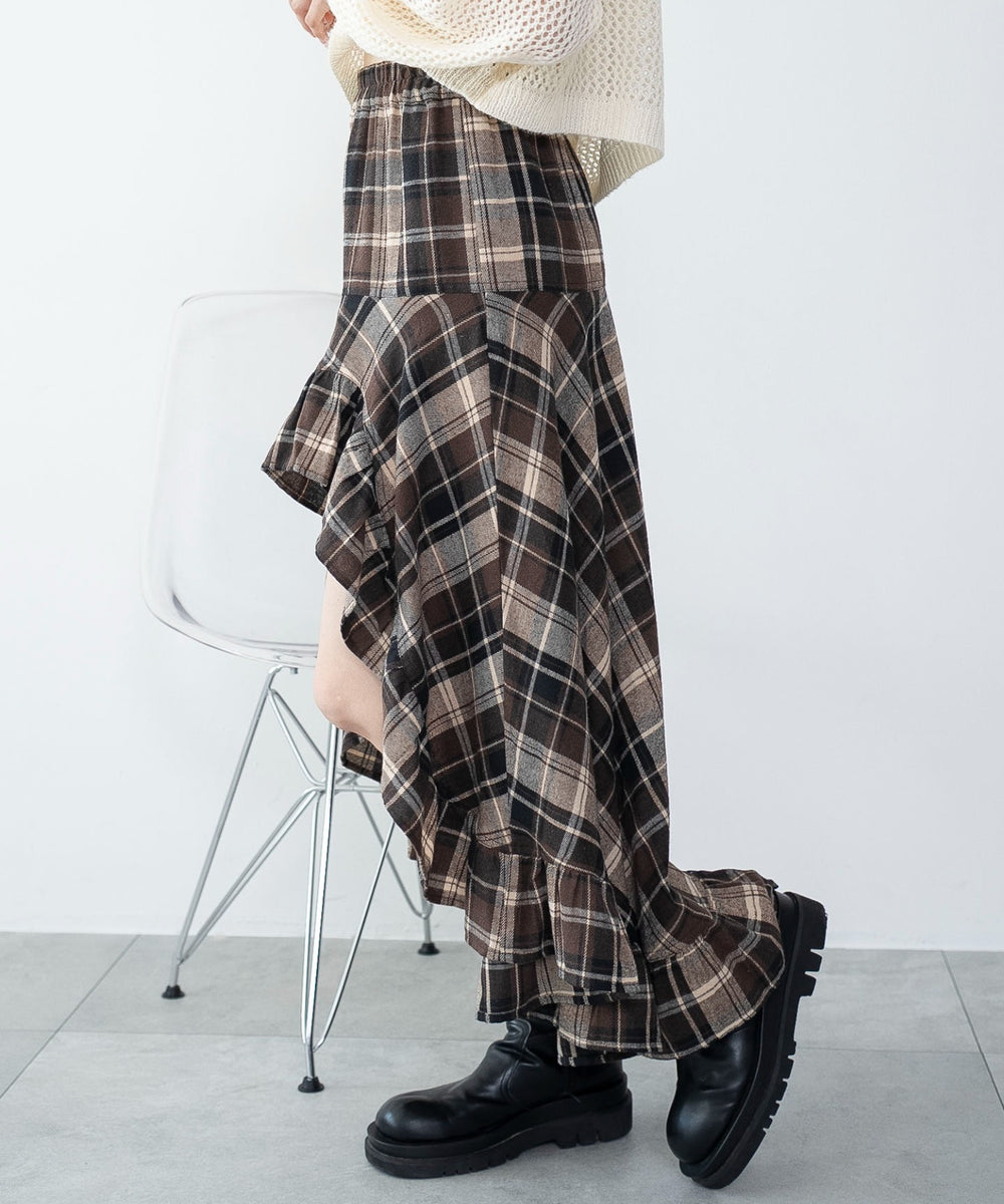 ブラウンチェック１　163cm F着用