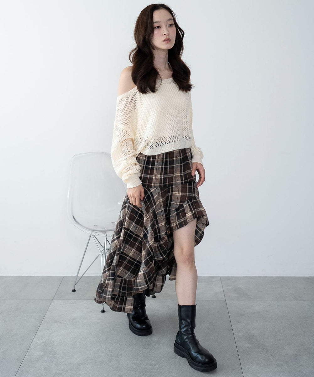 ブラウンチェック１　163cm F着用