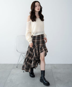 ブラウンチェック１　163cm F着用