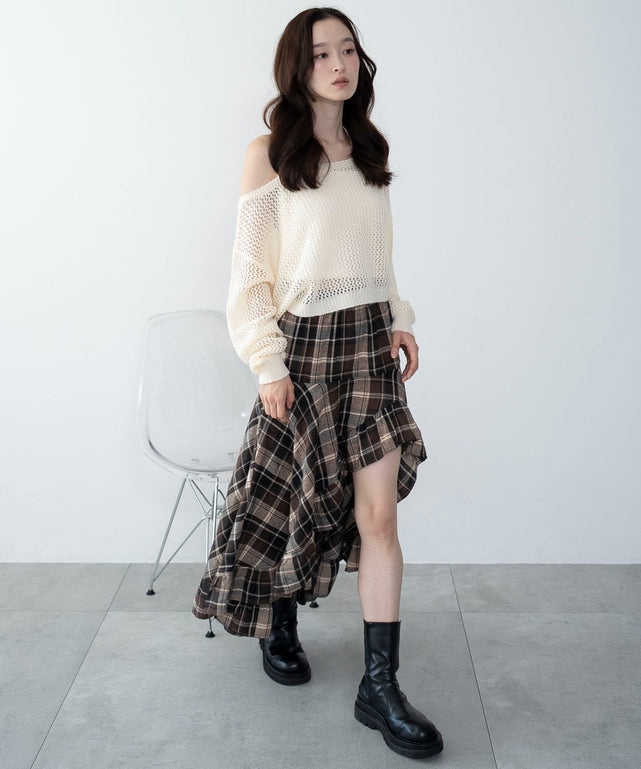 ブラウンチェック１　163cm F着用