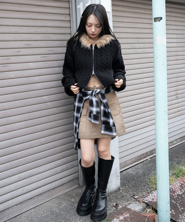 ブラック　モデル：159cm F着用