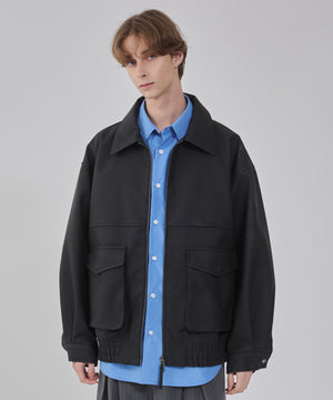 ブラック モデル：178cm L着用