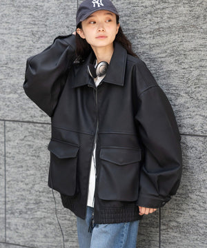 ブラック モデル：161cm L着用