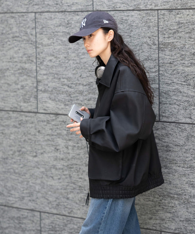 ブラック モデル：161cm L着用