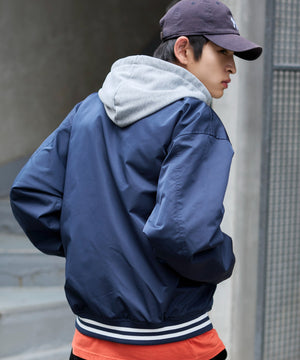 ネイビー モデル：180cm L着用