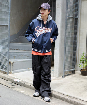 ネイビー モデル：180cm L着用