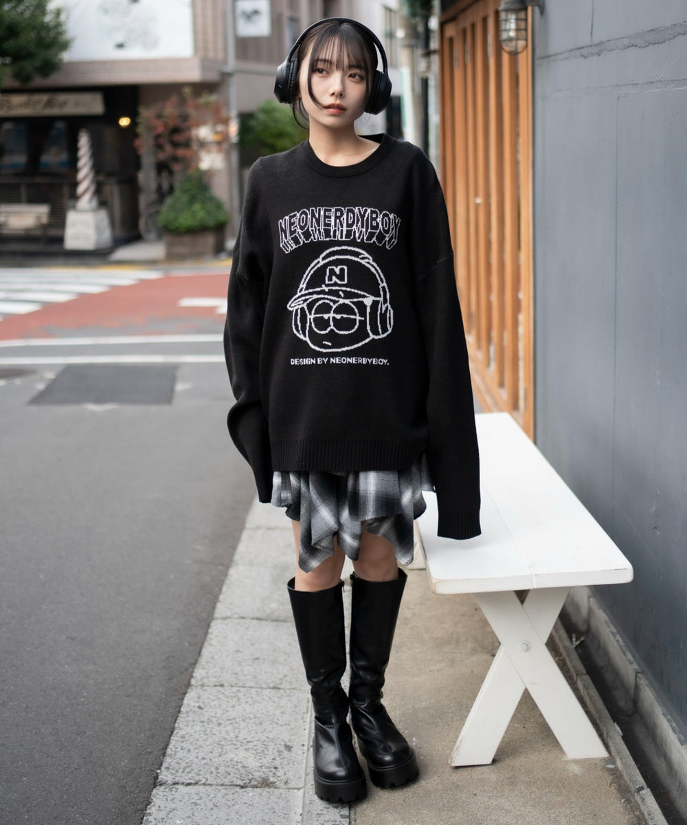 柄６　モデル：159cm L着用