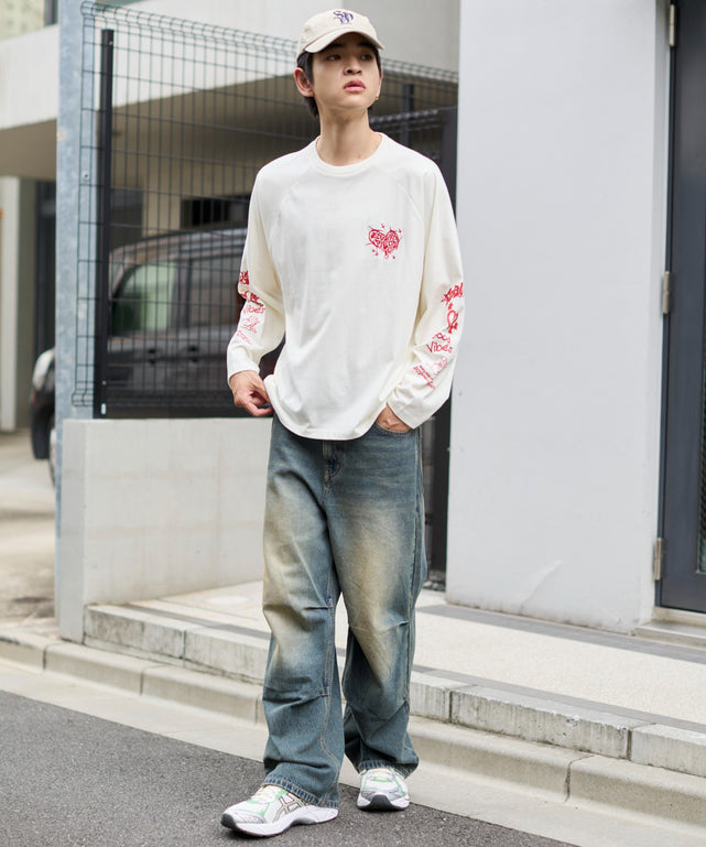 ホワイト モデル：180cm L着用