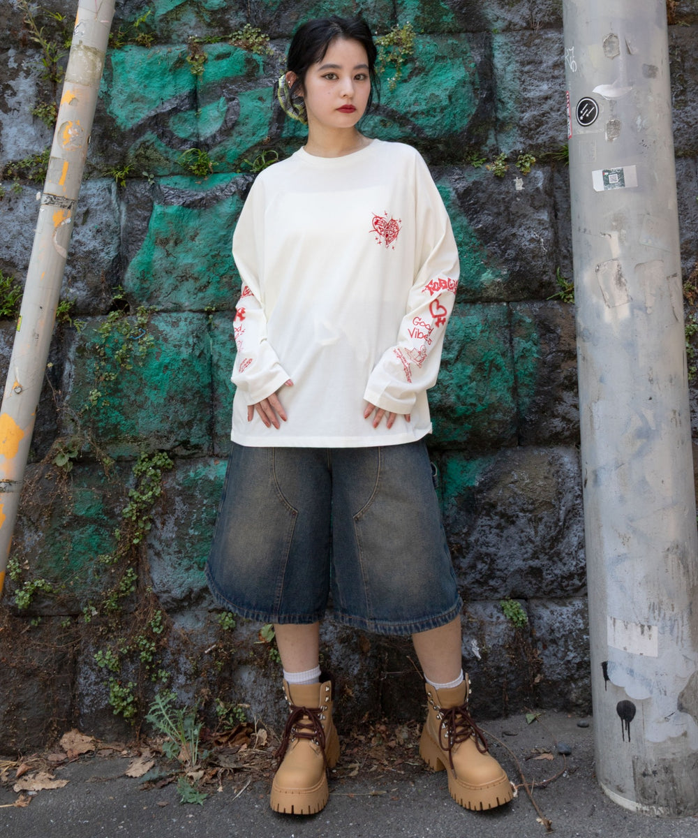 ホワイト モデル：160cm L着用