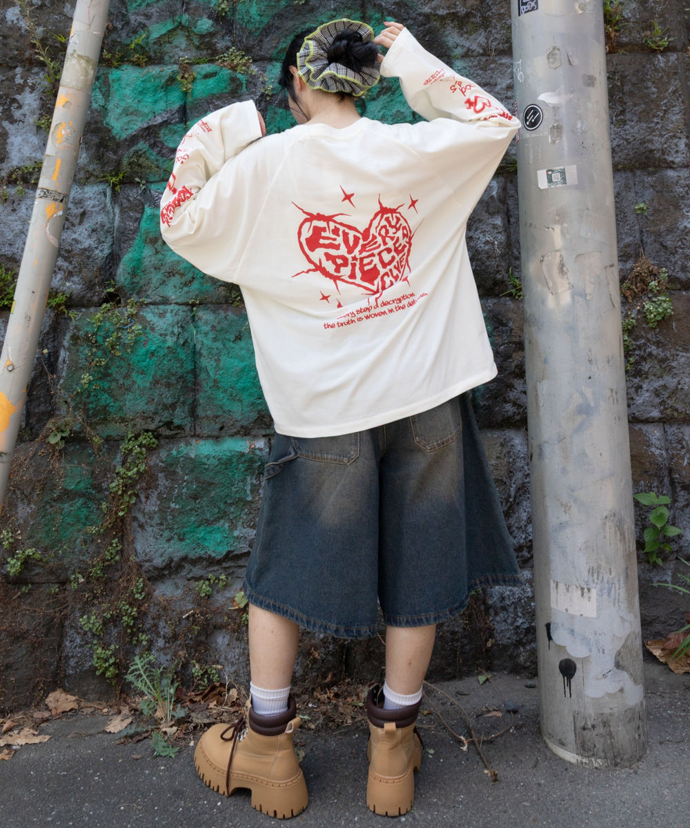 ホワイト モデル：160cm L着用