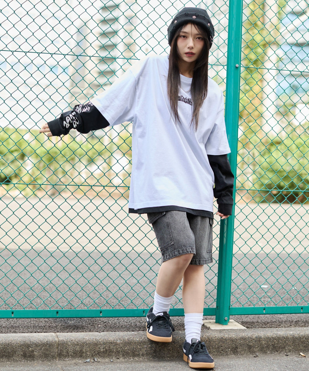 ホワイト　モデル：159cm L着用