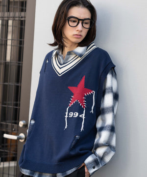 ネイビー モデル：175cm L着用