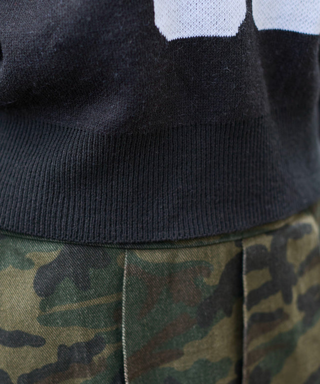 オープンショルダーナンバリングニット