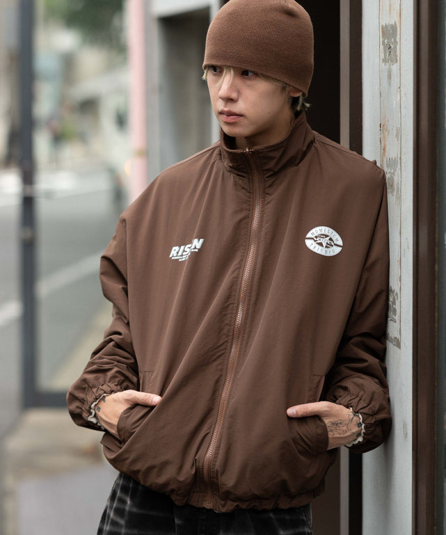 ブラウンソノタ モデル：175cm L着用