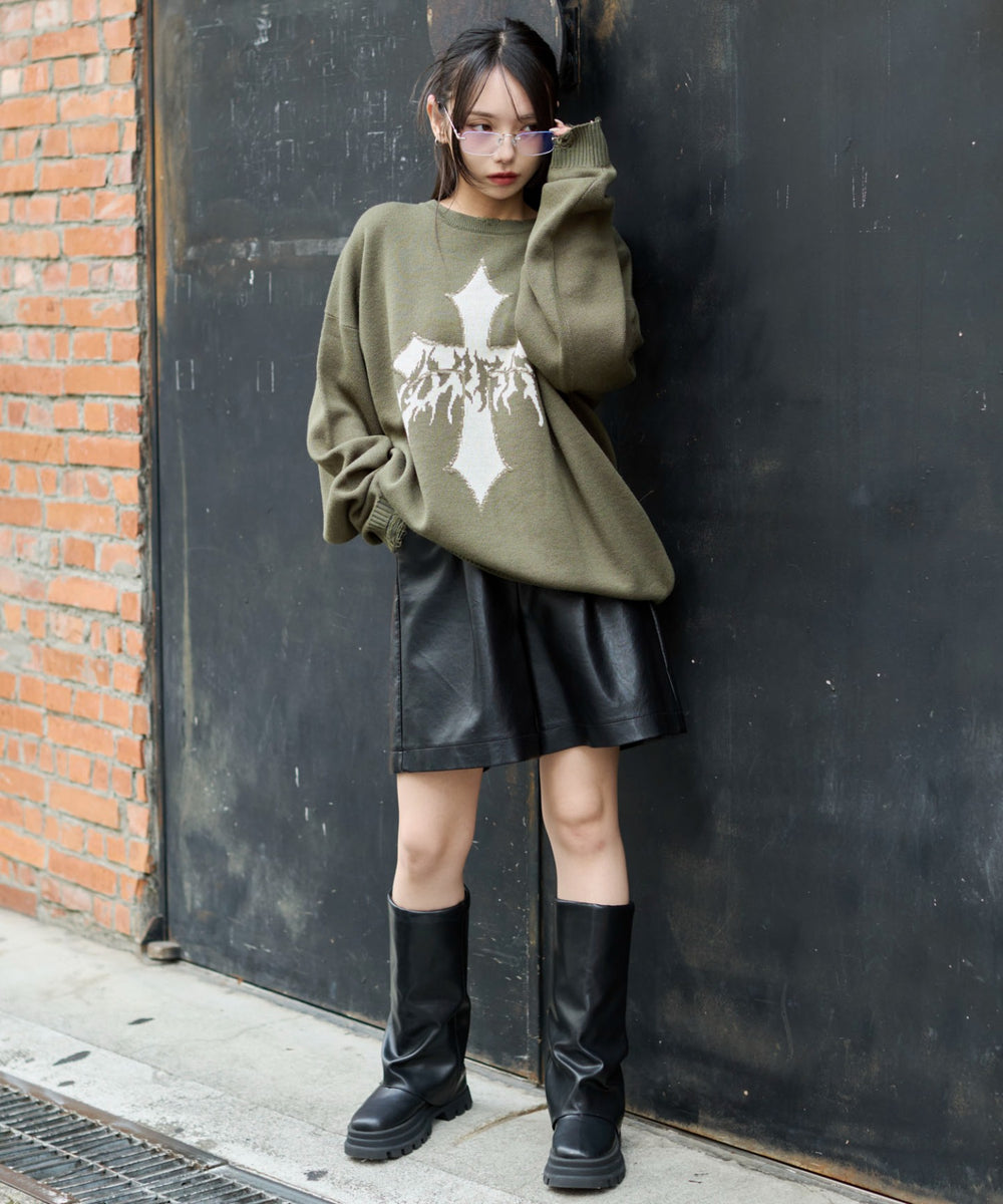 カーキ　モデル：159cm L着用