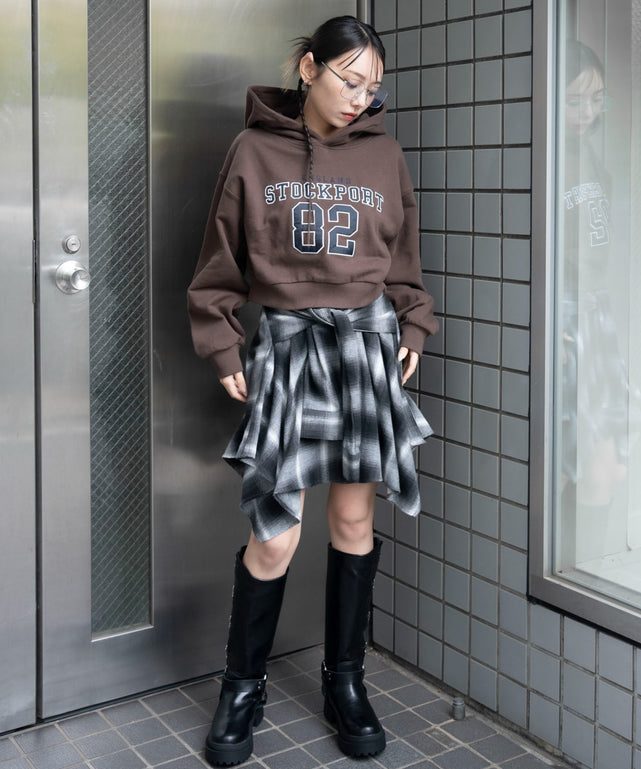 ブラウン　モデル：159cm F着用