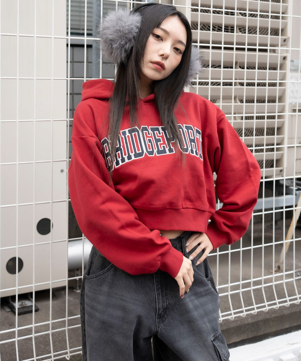 レッド　モデル：159cm F着用