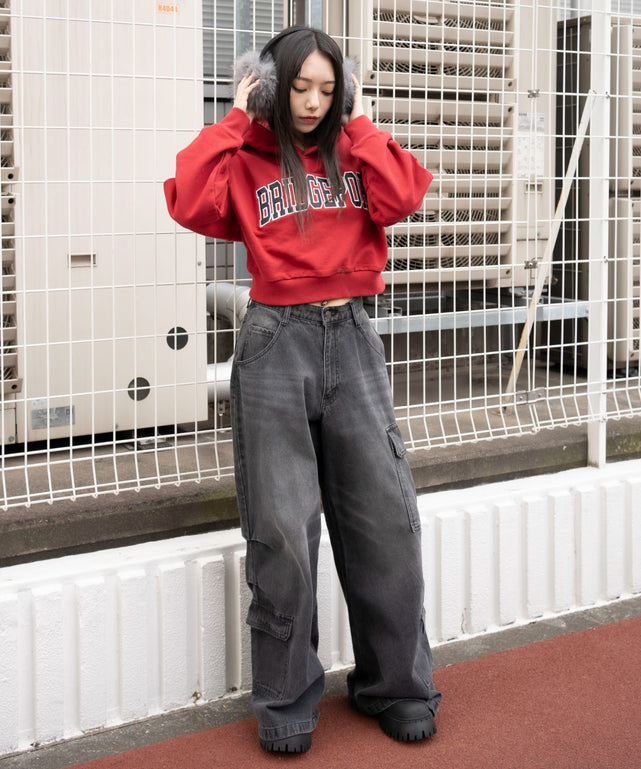 レッド　モデル：159cm F着用