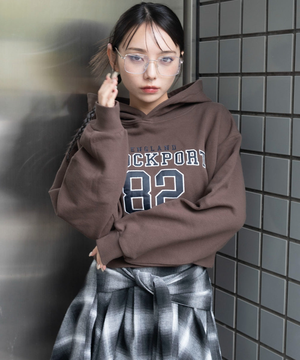 ブラウン　モデル：159cm F着用