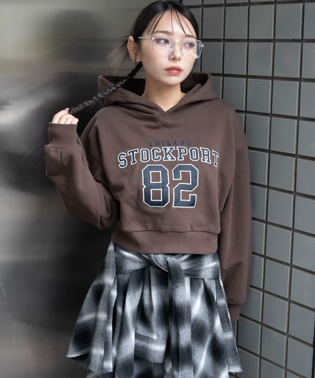 ブラウン　モデル：159cm F着用