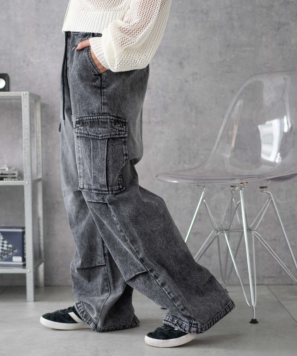 デニムブラックソノタ モデル：160cm M着用