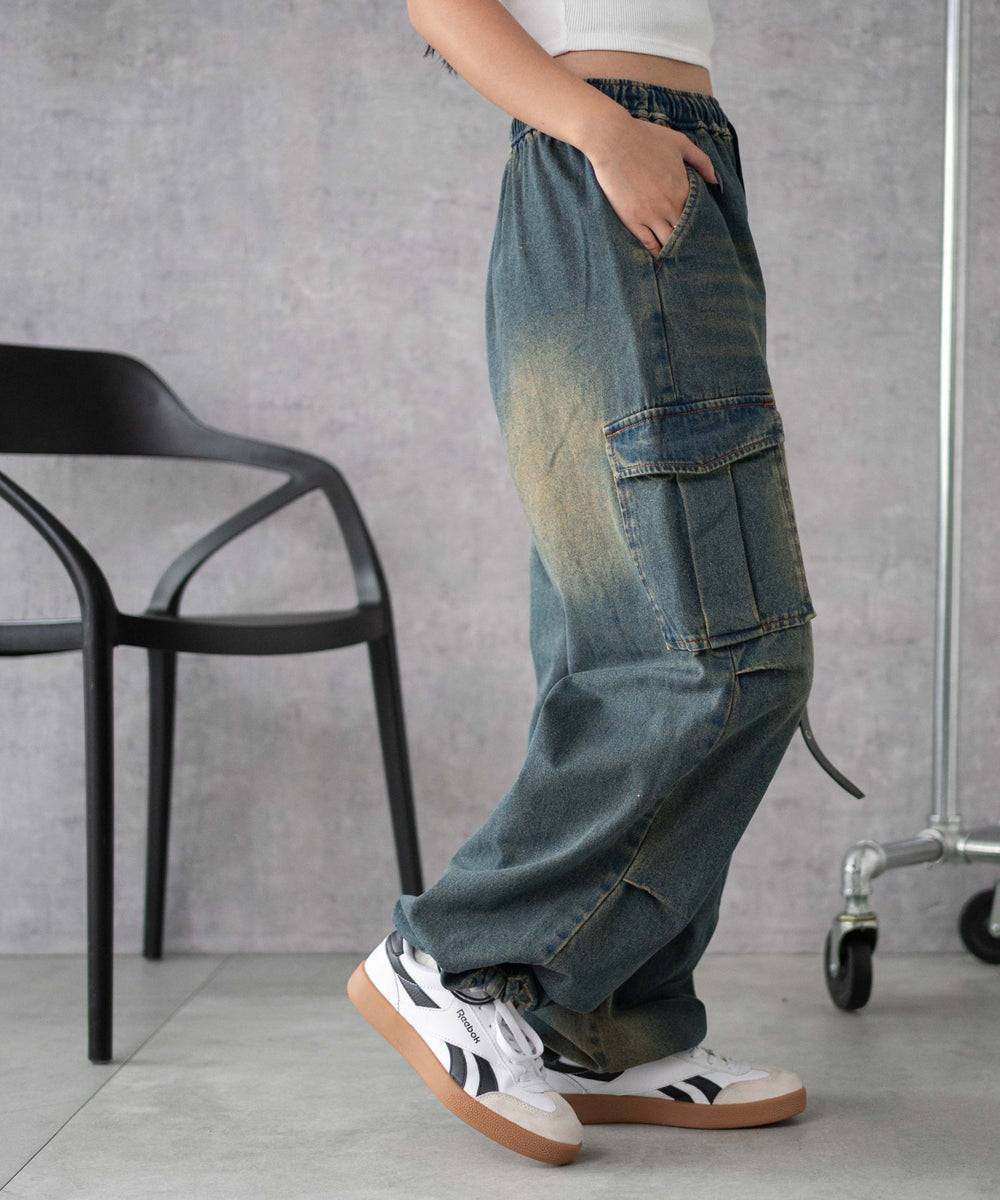 デニム中濃 モデル：160cm M着用