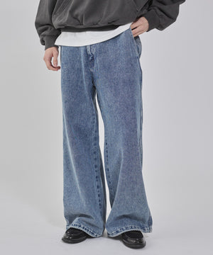 デニム中濃加工 モデル：178cm L着用