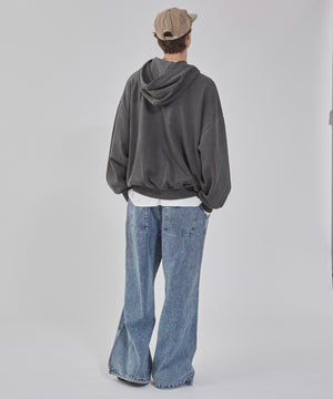 デニム中濃加工 モデル：178cm L着用