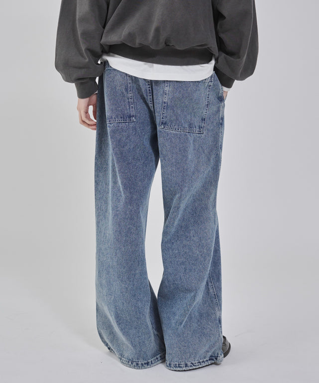 デニム中濃加工 モデル：178cm L着用