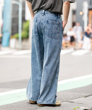 デニム中濃加工 モデル：175cm L着用