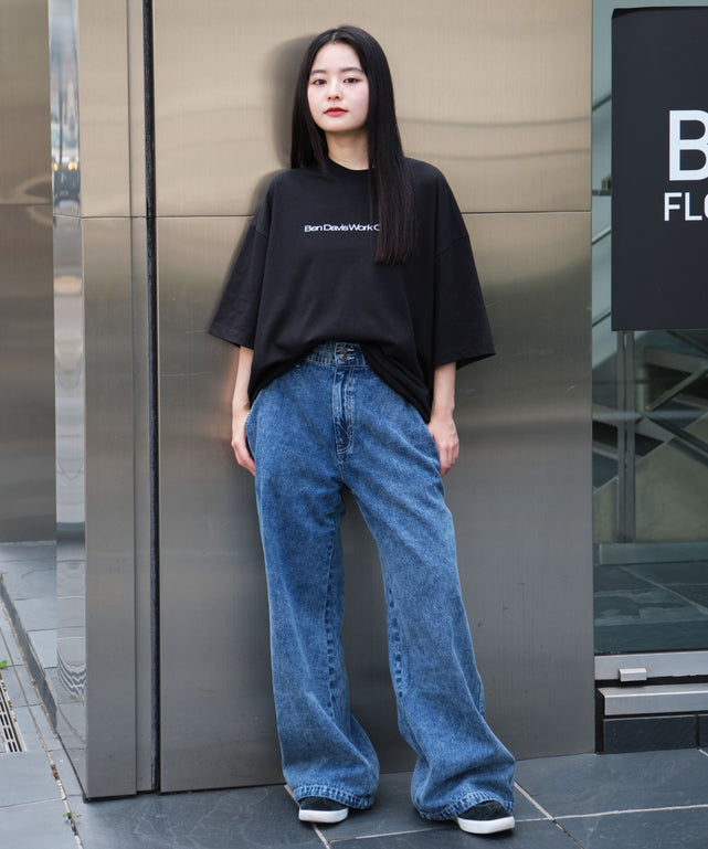 デニム中濃加工 モデル：160cm M着用