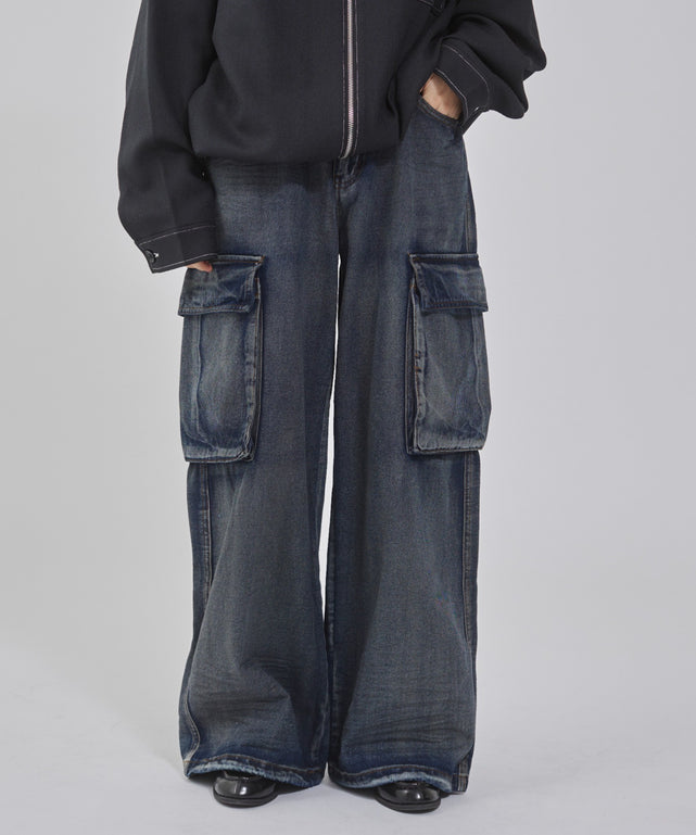 デニム淡加工 モデル：162cm M着用