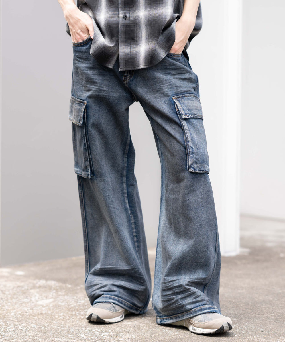 デニム淡加工 モデル：175cm L着用