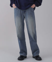 ストレートデニムパンツ