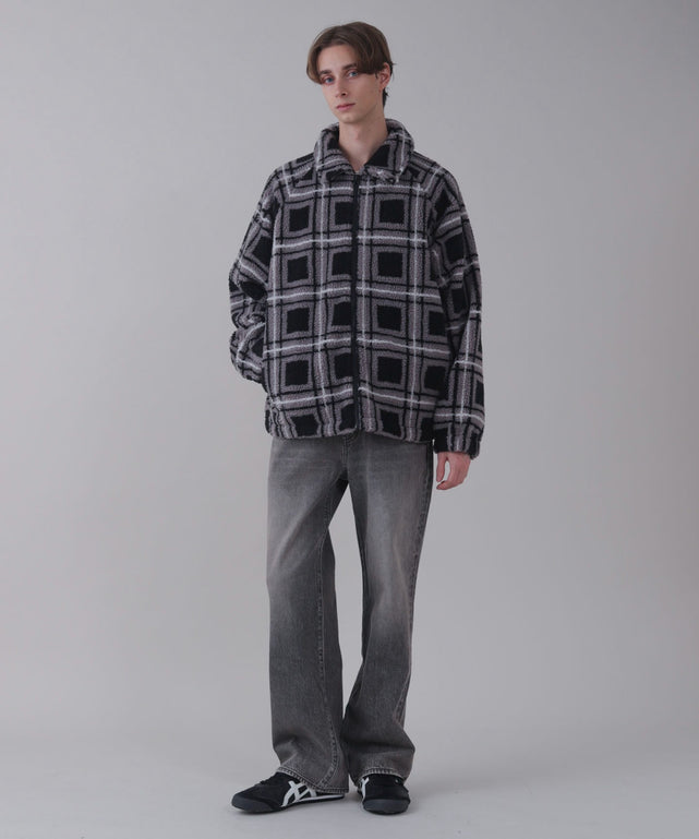 デニムブラックソノタ モデル：178cm L着用