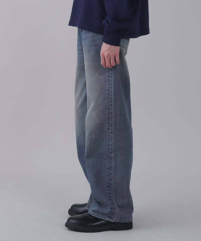 デニム中濃 モデル：178cm L着用