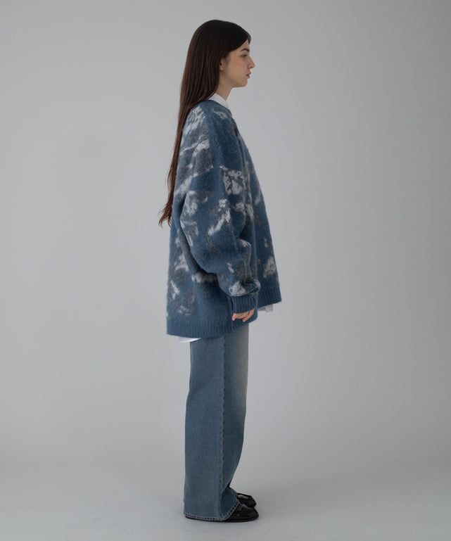 デニム中濃加工 モデル：162cm M着用